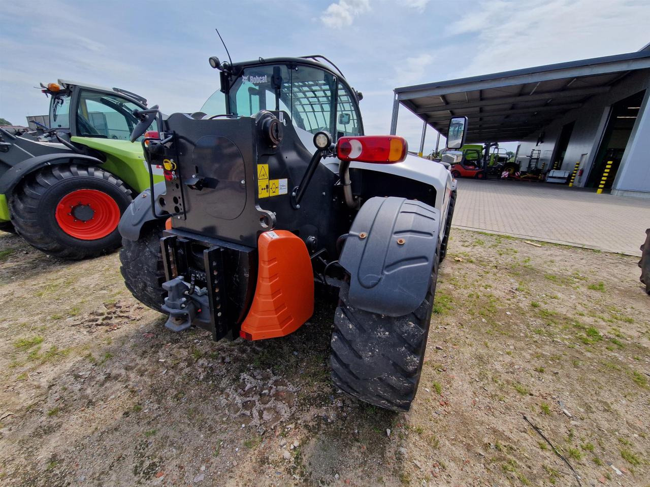 Bobcat TL 38.70 HF - Telescopic handler: picture 3 Bobcat TL 38.70 HF - Telescopic handler: picture 3