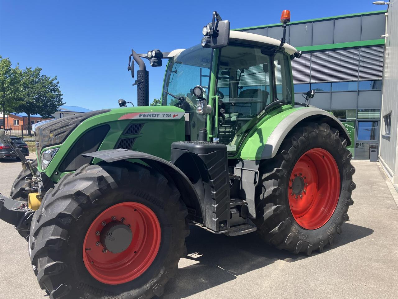 Fendt 718 Vario Profi - Farm tractor: picture 5 Fendt 718 Vario Profi - Farm tractor: picture 5