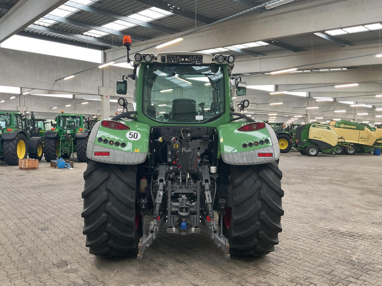 Fendt 718 Vario Profi - Farm tractor: picture 5 Fendt 718 Vario Profi - Farm tractor: picture 5