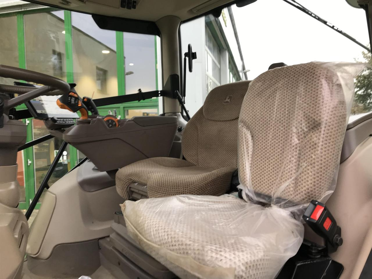 Leasing of John Deere 6R 155 John Deere 6R 155: picture 6 Leasing of John Deere 6R 155 John Deere 6R 155: picture 6