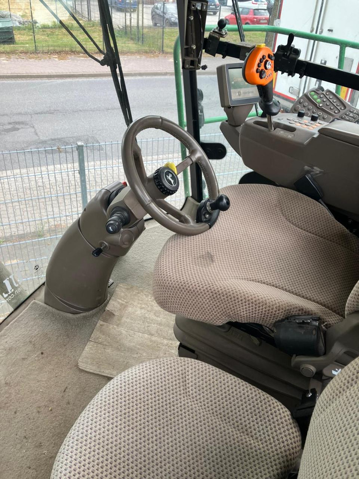 John Deere 8500 - Forage harvester: picture 4 John Deere 8500 - Forage harvester: picture 4