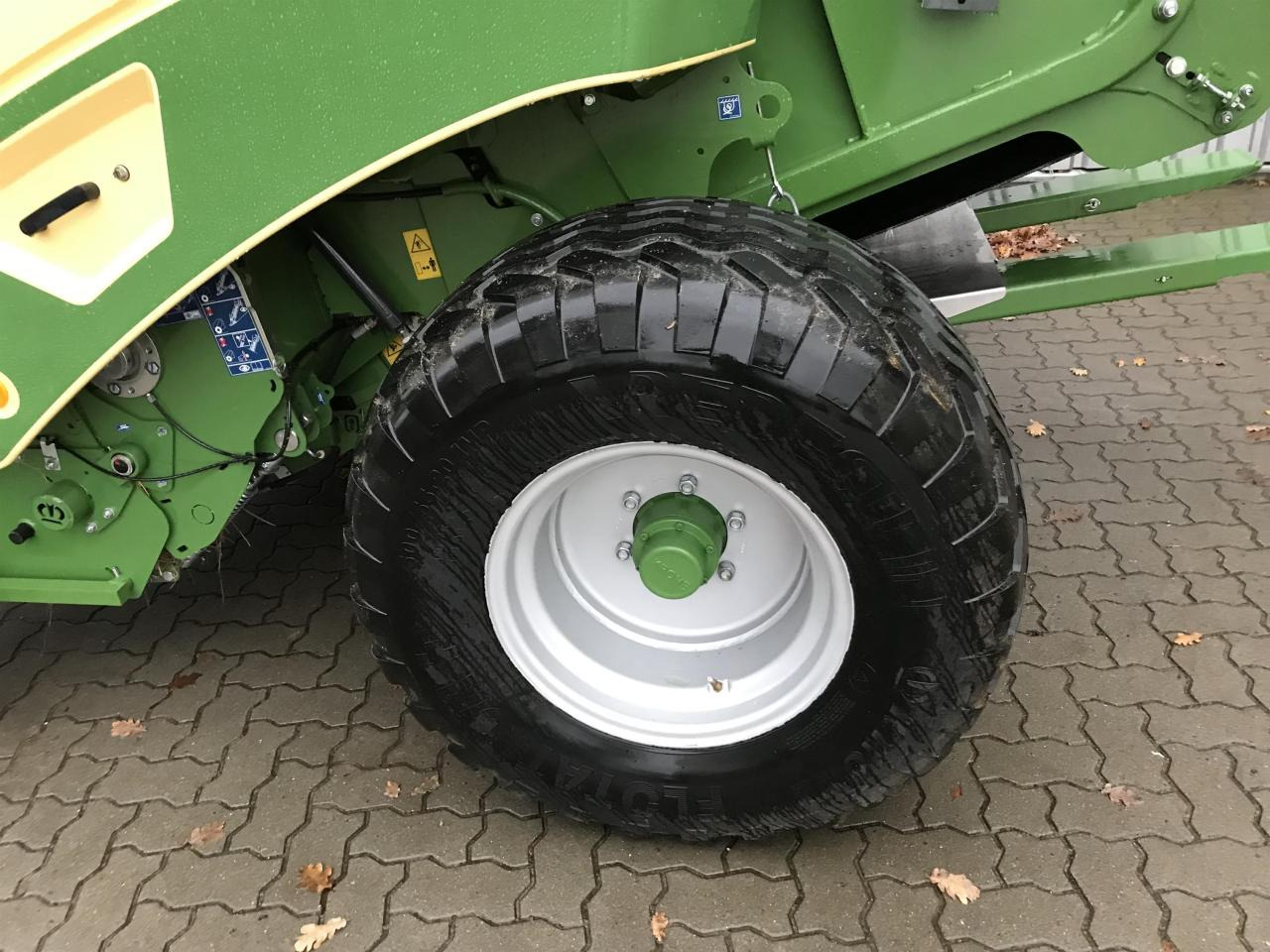 Krone V 165 XC VariPack - Round baler: picture 5 Krone V 165 XC VariPack - Round baler: picture 5