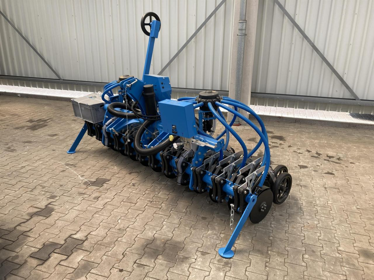 Lemken Optidisc Saatschiene - Seed drill: picture 5 Lemken Optidisc Saatschiene - Seed drill: picture 5