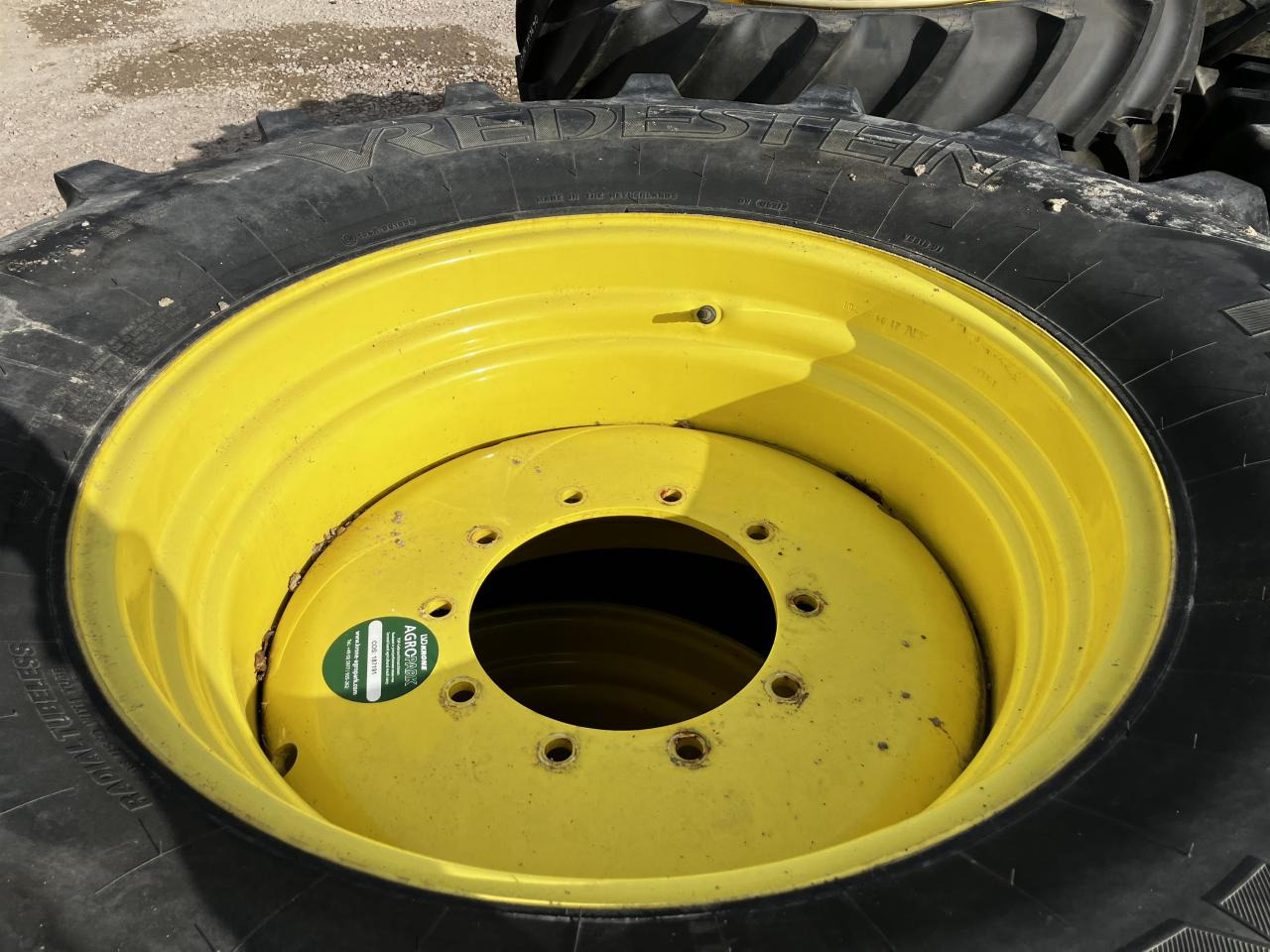 Vredestein 600/70R30 - Tire for Agricultural machinery: picture 4 Vredestein 600/70R30 - Tire for Agricultural machinery: picture 4