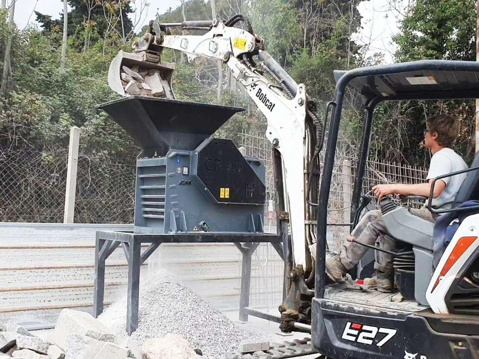 CM CM Crusher CR 600 - Mobile crusher: picture 2 CM CM Crusher CR 600 - Mobile crusher: picture 2