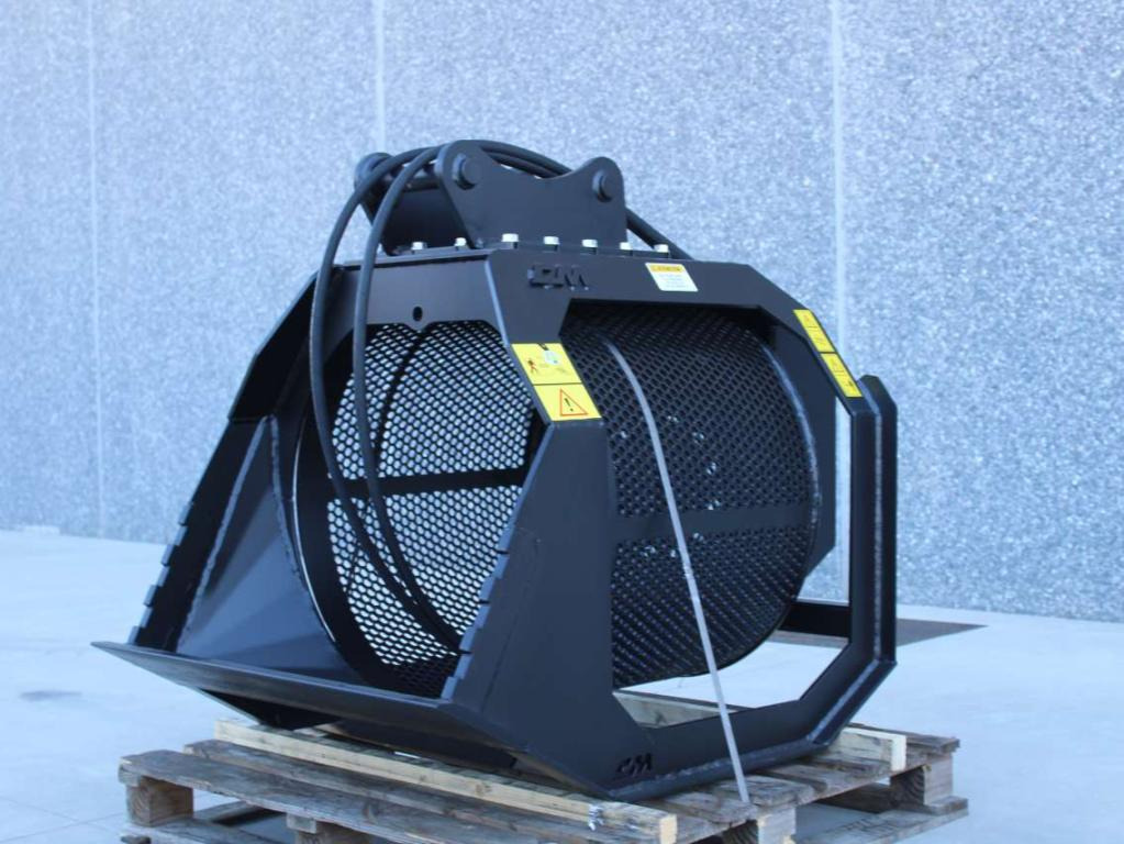 CM Crusher CBR 10 - Bucket for Skid steer loader: picture 1 CM Crusher CBR 10 - Bucket for Skid steer loader: picture 1