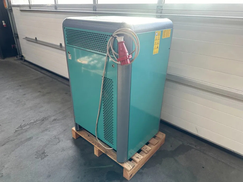 Air compressor Airmec Concorde CXS 30 Elektrische Zuigercompressor 3 PK 400 L / min 10 Bar Silent As New !: picture 8