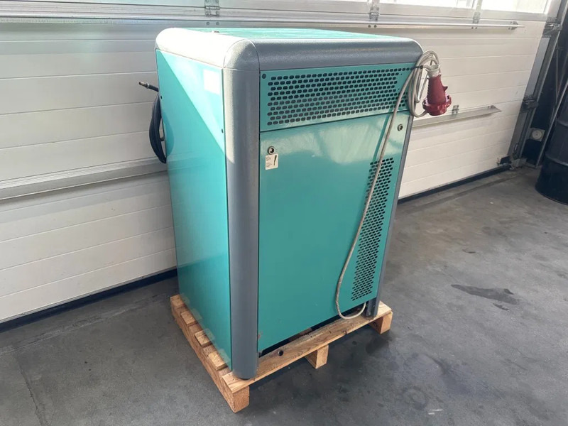 Air compressor Airmec Concorde CXS 30 Elektrische Zuigercompressor 3 PK 400 L / min 10 Bar Silent As New !: picture 9