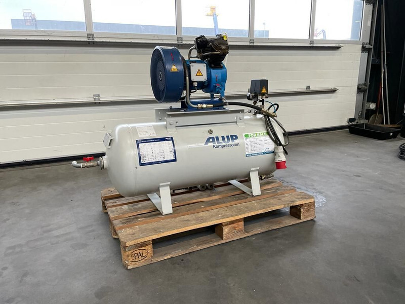 Air compressor Alup 2.2 kW 240 L / min 10 Bar Elektrische Zuigercompressor op ketel: picture 8