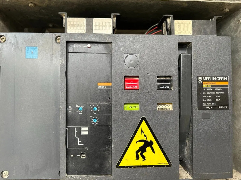 Generator set Cummins KTA 38 G5 Leroy Somer 1000 kVA Silent generatorset in container: picture 13