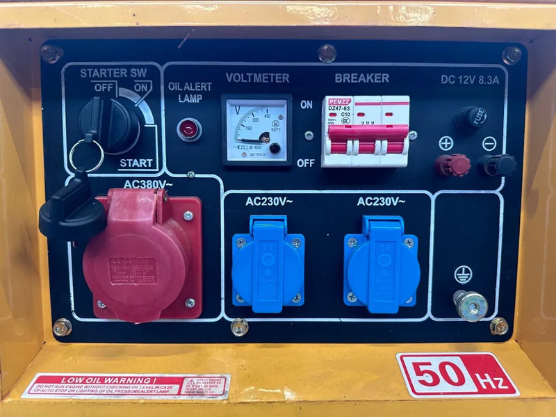 Diesel Diesel Generator UK-9500 5.5 kW 230 en 400 Volt Silent Diesel generator New ! - Generator set: picture 3 Diesel Diesel Generator UK-9500 5.5 kW 230 en 400 Volt Silent Diesel generator New ! - Generator set: picture 3