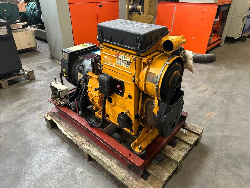 Hatz 2M41 Stamford 20 kVA generatorset - Generator set: picture 4 Hatz 2M41 Stamford 20 kVA generatorset - Generator set: picture 4