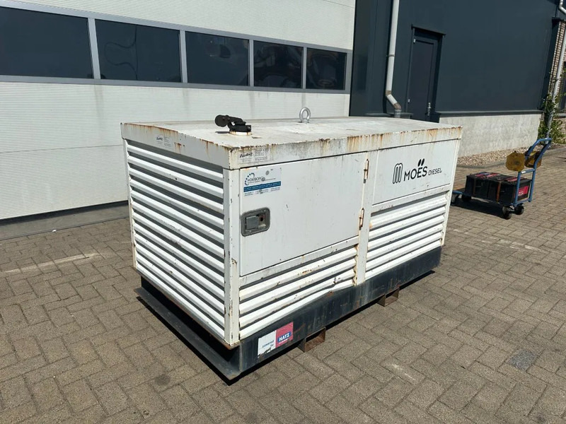 Hatz 3L41C Silentpack 22.5 kVA Silent generatorset - Generator set: picture 5 Hatz 3L41C Silentpack 22.5 kVA Silent generatorset - Generator set: picture 5