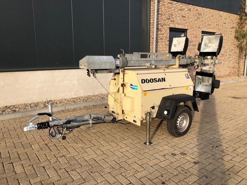Ingersoll Rand Kubota LT6KA 9 meter light tower generator - Lighting tower: picture 1 Ingersoll Rand Kubota LT6KA 9 meter light tower generator - Lighting tower: picture 1