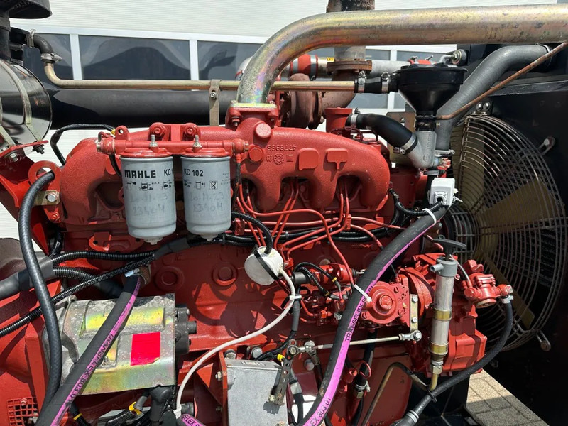 Generator set Iveco 8061 Marelli 150 kVA noodstroom generatorset ATS automatische netovername: picture 8