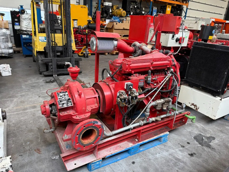 Iveco 8061 SRI 41.00 Armstrong Diesel Waterpomp 454 m3 / h 11 Bar 225 hours ! - Water pump: picture 1 Iveco 8061 SRI 41.00 Armstrong Diesel Waterpomp 454 m3 / h 11 Bar 225 hours ! - Water pump: picture 1