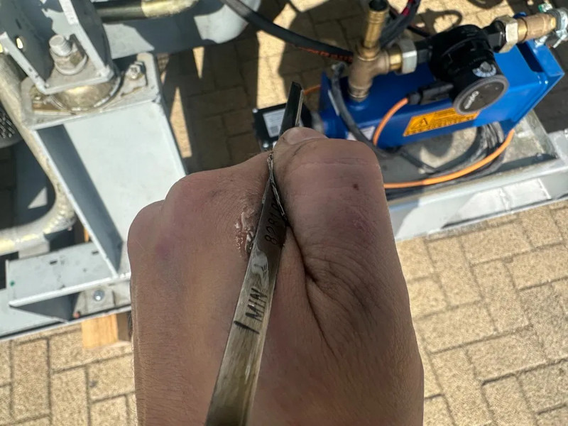 Iveco GE 8281 SRI27 00A71 Mecc Alte Spa 450 kVA generatorset ex Emergency 160 hours - Generator set: picture 5 Iveco GE 8281 SRI27 00A71 Mecc Alte Spa 450 kVA generatorset ex Emergency 160 hours - Generator set: picture 5