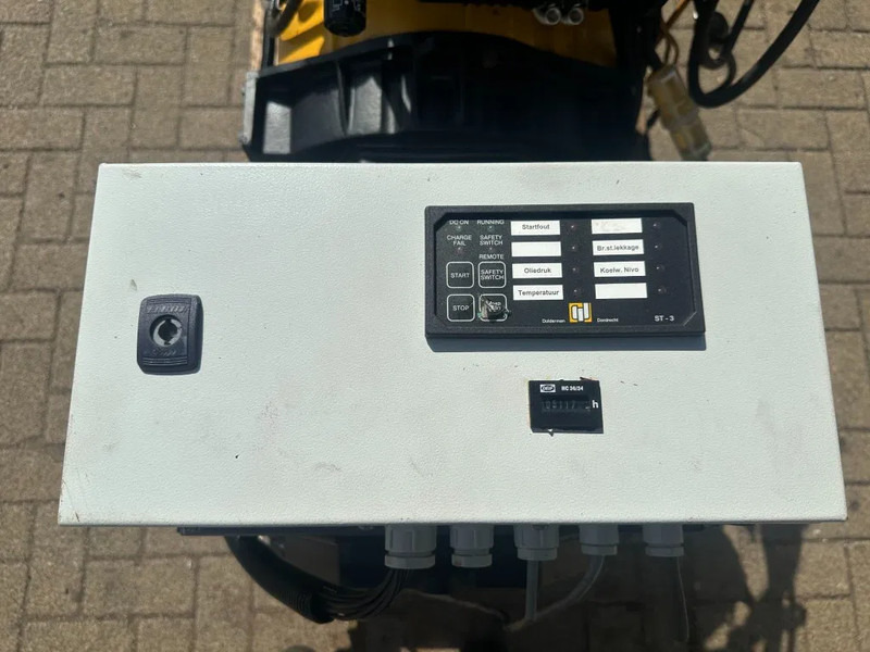 John Deere 3029 Stamford 30 kVA generatorset - Generator set: picture 3 John Deere 3029 Stamford 30 kVA generatorset - Generator set: picture 3