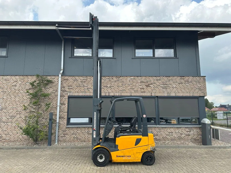 Electric forklift Jungheinrich EFG 425 k-470DZ/SP 2.5 ton Triplex Freelift Sideshift Elektra Heftruck Accu 2016: picture 15