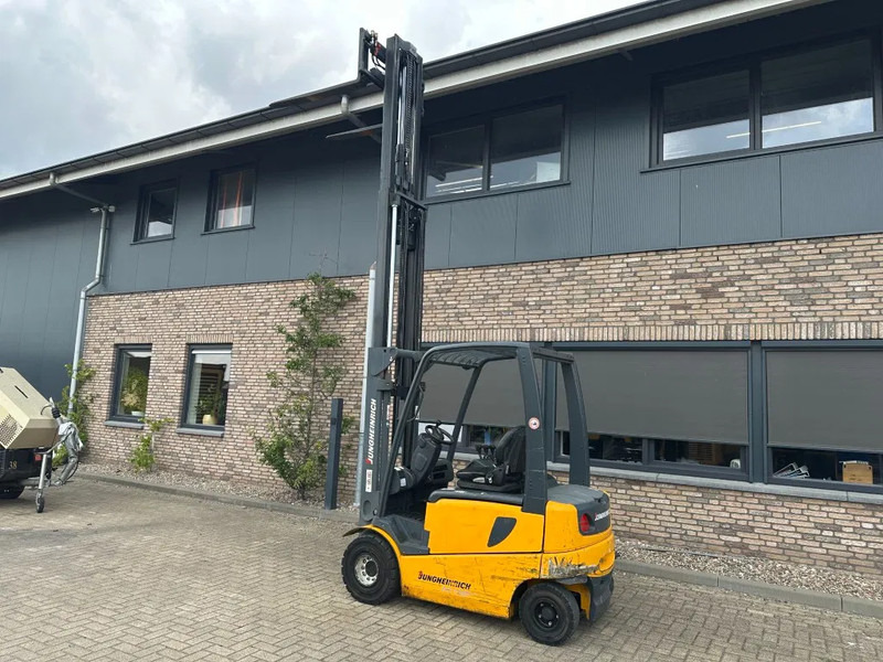 Electric forklift Jungheinrich EFG 425 k-470DZ/SP 2.5 ton Triplex Freelift Sideshift Elektra Heftruck Accu 2016: picture 13