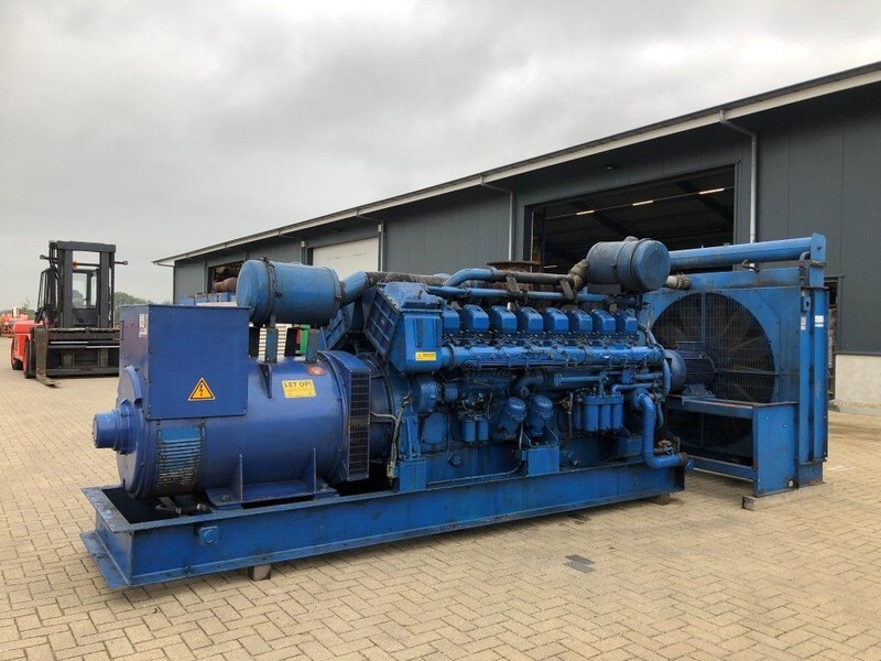 Mitsubishi S16N Stamford 1200 kVA generatorset - Generator set: picture 5 Mitsubishi S16N Stamford 1200 kVA generatorset - Generator set: picture 5
