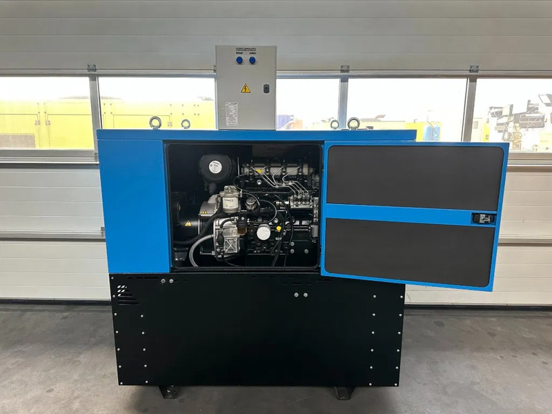 Perkins Leroy Somer 22 kVA Silent noodstroom systeem generatorset NSA ATS New ! - Generator set: picture 2 Perkins Leroy Somer 22 kVA Silent noodstroom systeem generatorset NSA ATS New ! - Generator set: picture 2