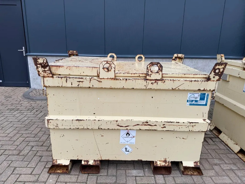 Tolsma Kiwa IBC 1150 liter Dieseltank Milieutank - Shipping container: picture 1 Tolsma Kiwa IBC 1150 liter Dieseltank Milieutank - Shipping container: picture 1
