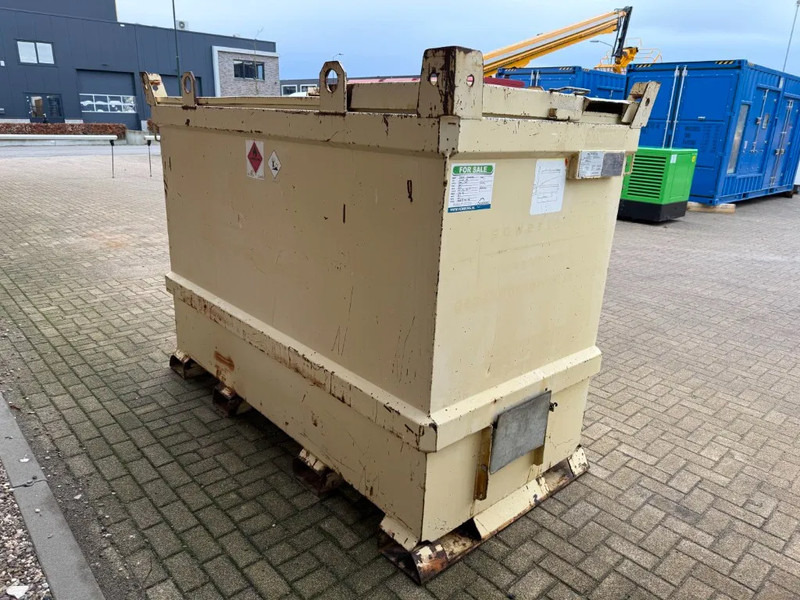 Shipping container Tolsma Kiwa IBC 3000 liter Dieseltank Brandstoftank: picture 13 Shipping container Tolsma Kiwa IBC 3000 liter Dieseltank Brandstoftank: picture 13