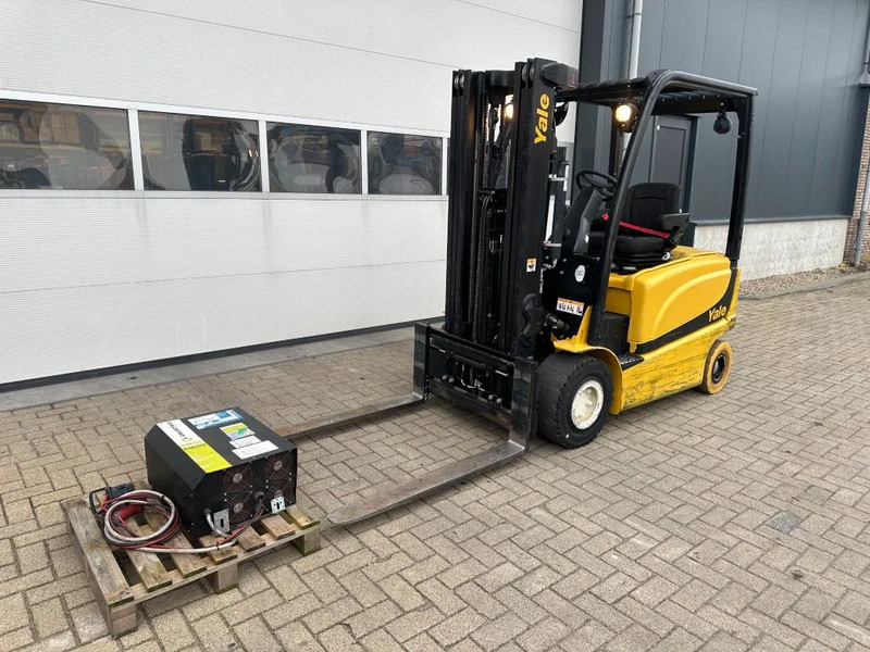 Yale ERP22VL 2.2 ton Triplex Freelift Sideshift Elektra Heftruck Accu 2022 - Electric forklift: picture 4 Yale ERP22VL 2.2 ton Triplex Freelift Sideshift Elektra Heftruck Accu 2022 - Electric forklift: picture 4