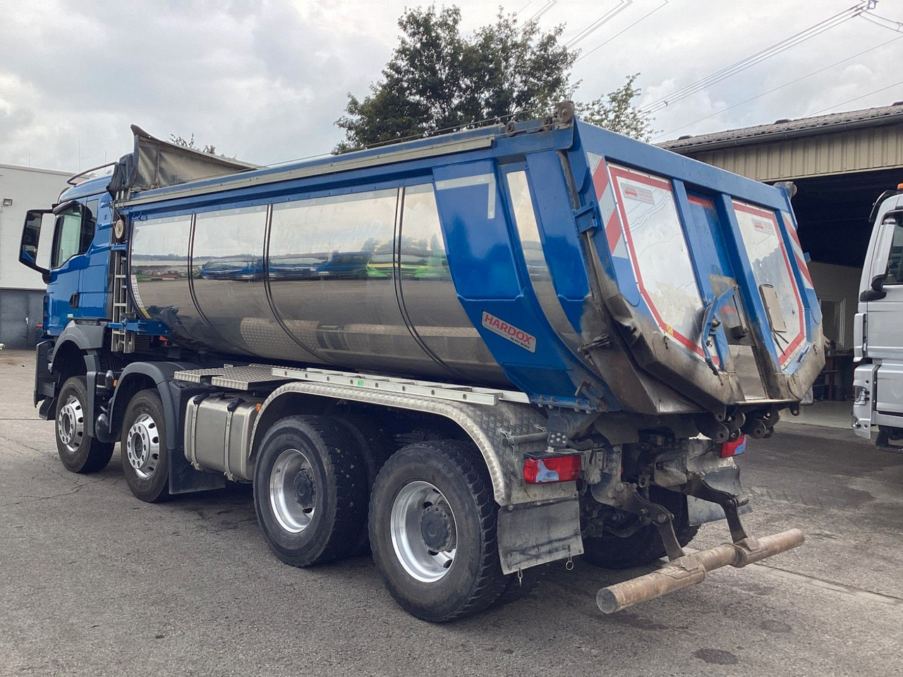 MAN TGS 35.510 Carnehl Thermomulde Asphalt 16,5m³ - Tipper: picture 3 MAN TGS 35.510 Carnehl Thermomulde Asphalt 16,5m³ - Tipper: picture 3