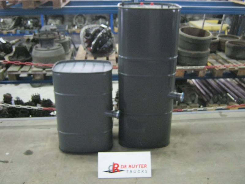 DAF Brandstoftanks voor LF - Fuel tank for Truck: picture 2 DAF Brandstoftanks voor LF - Fuel tank for Truck: picture 2