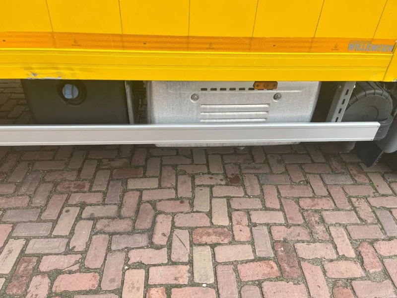Leasing of DAF LF 210 FA 12 TN DAF LF 210 FA 12 TN: picture 15