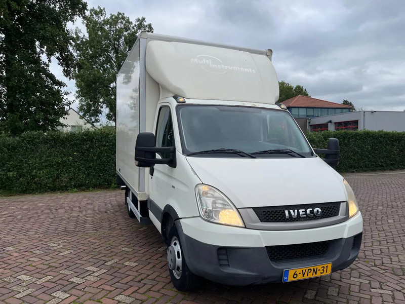 Iveco Daily 40 C14 - Box van: picture 4 Iveco Daily 40 C14 - Box van: picture 4