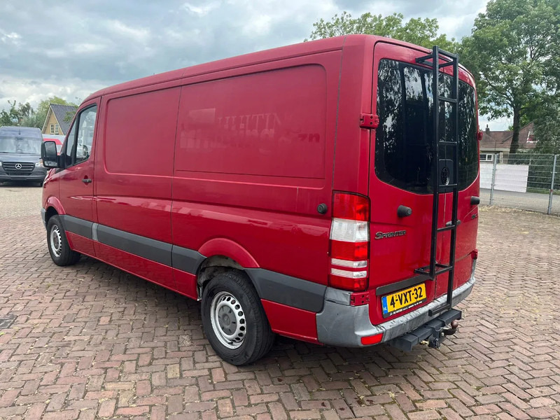Mercedes-Benz Sprinter 313 L2H1 - Panel van: picture 4 Mercedes-Benz Sprinter 313 L2H1 - Panel van: picture 4