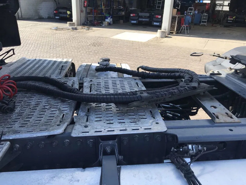 Tractor unit DAF CF 480 FT EURO 6 HYDRAULICS: picture 14 Tractor unit DAF CF 480 FT EURO 6 HYDRAULICS: picture 14