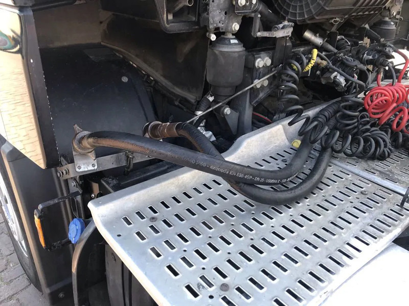 Tractor unit DAF CF 480 FT EURO 6 HYDRAULICS: picture 12 Tractor unit DAF CF 480 FT EURO 6 HYDRAULICS: picture 12