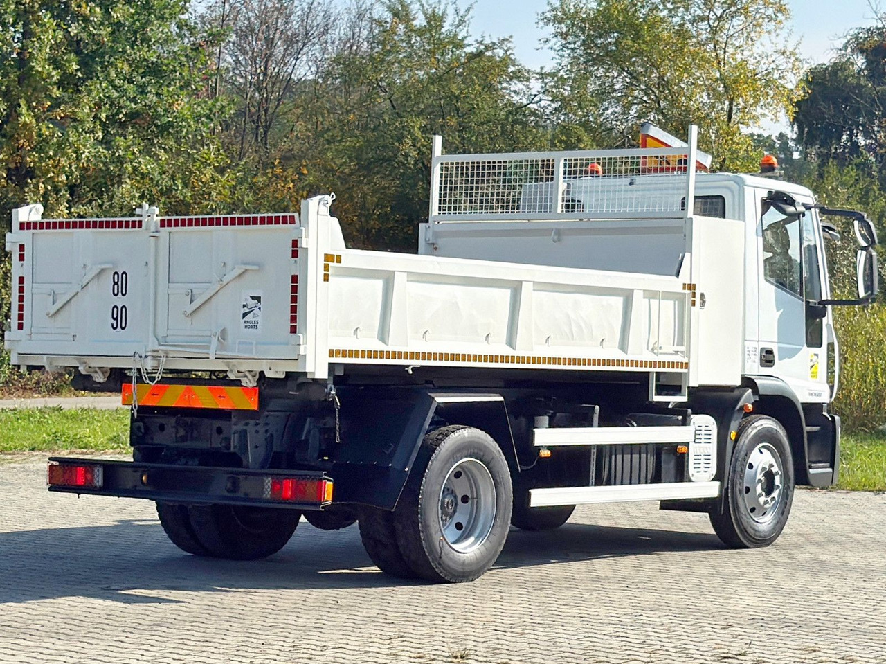 Leasing of  Iveco EUROCARGO 140E22* KIPPER 5,00 m* TOPZUSTAND Iveco EUROCARGO 140E22* KIPPER 5,00 m* TOPZUSTAND: picture 8