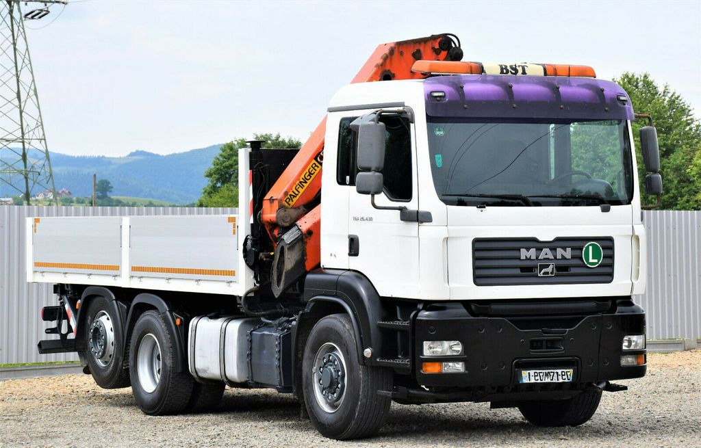 MAN TGA 26.430 Pritsche 5,50m + KRAN+ FUNK/6-4H2 - Crane truck: picture 2 MAN TGA 26.430 Pritsche 5,50m + KRAN+ FUNK/6-4H2 - Crane truck: picture 2
