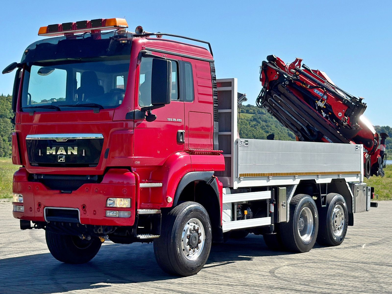 MAN TGS 28.480 * EFFER 255/5S + JIB 3S + FUNK * TOP - Crane truck: picture 4 MAN TGS 28.480 * EFFER 255/5S + JIB 3S + FUNK * TOP - Crane truck: picture 4