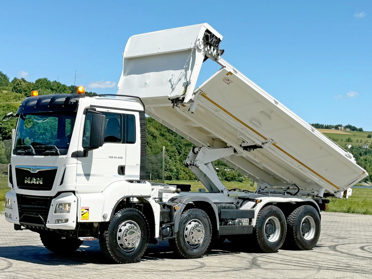 MAN TGS 35.400 KIPPER 6,00 m + BORDMATIC * 8x4 - Tipper: picture 3 MAN TGS 35.400 KIPPER 6,00 m + BORDMATIC * 8x4 - Tipper: picture 3