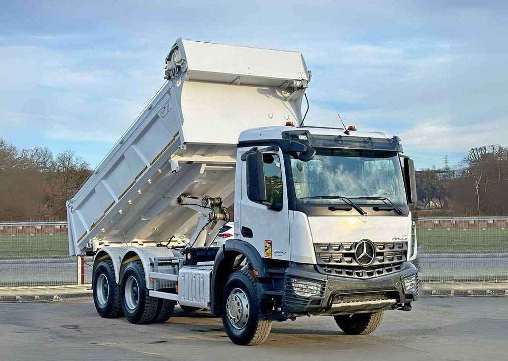 Mercedes-Benz AROCS 3240* KIPPER 5,10 + BORDMATIC / 6x4 - Tipper: picture 1 Mercedes-Benz AROCS 3240* KIPPER 5,10 + BORDMATIC / 6x4 - Tipper: picture 1