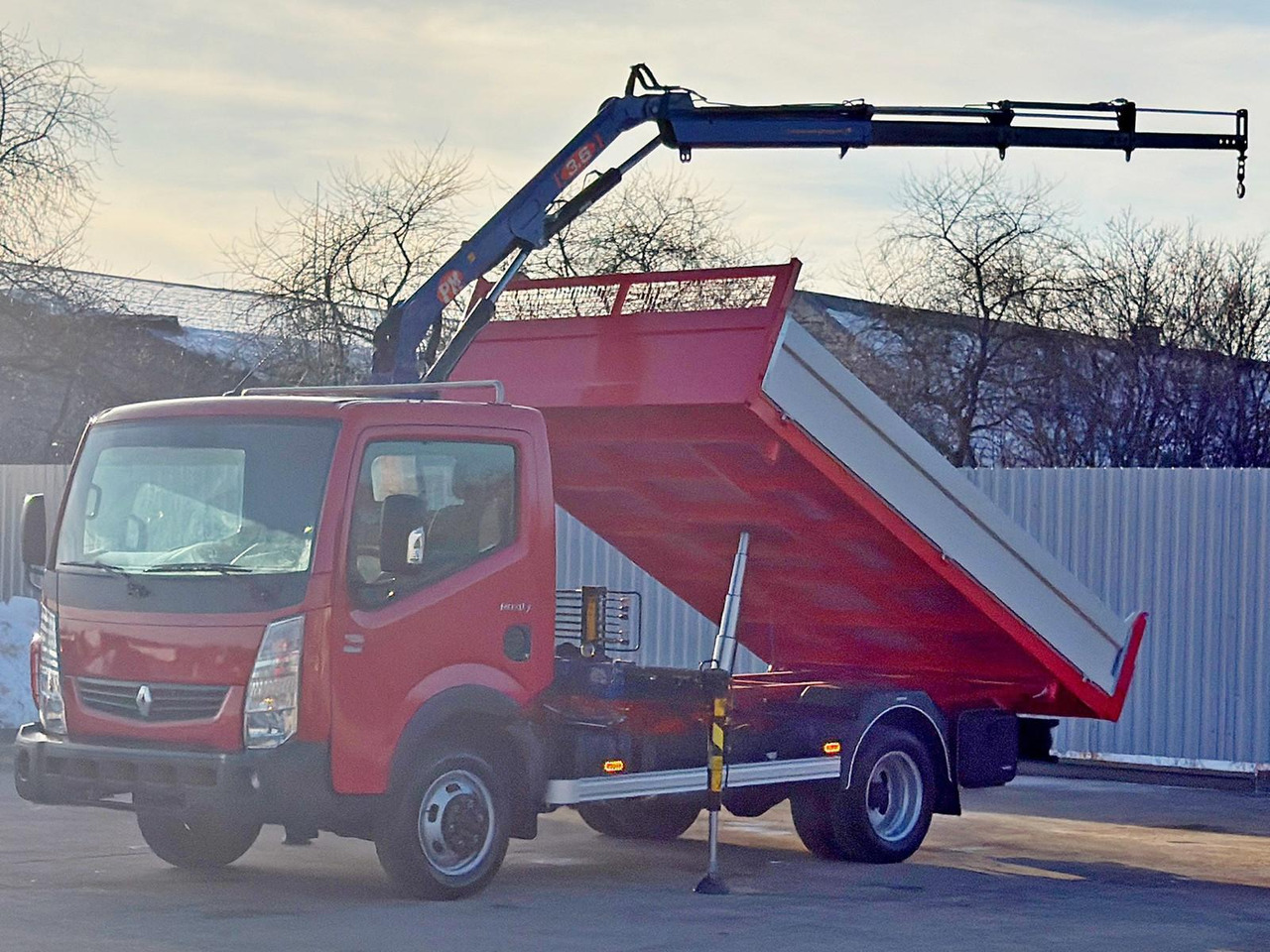 Renault MAXITY 140 DXI * KIPPER 4,30m+PM SERIE 3.6 3623 - Tipper, Crane truck: picture 2 Renault MAXITY 140 DXI * KIPPER 4,30m+PM SERIE 3.6 3623 - Tipper, Crane truck: picture 2