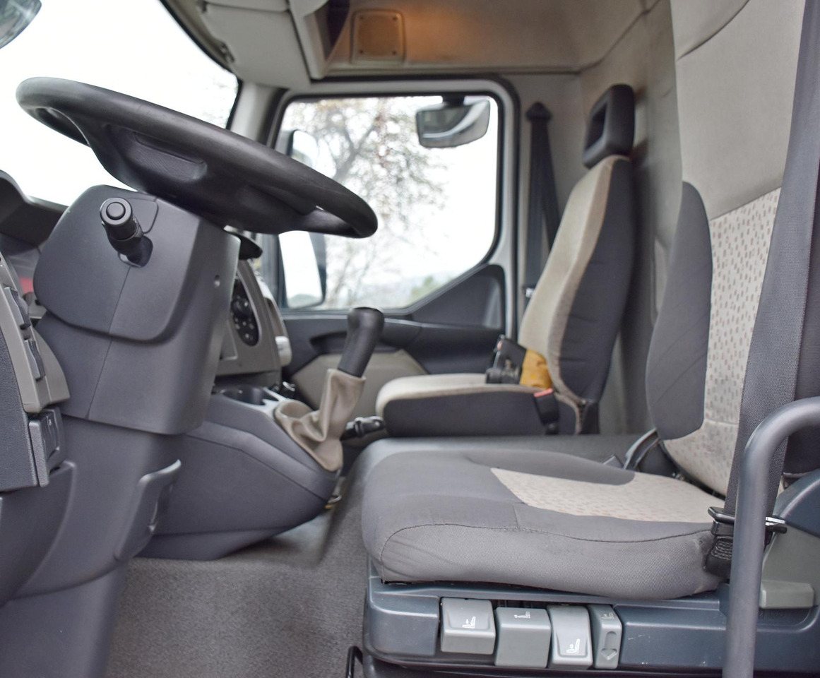 Crane truck, Dropside/ Flatbed truck Renault MIDLUM 220 DXI *PRITSCHE 7,35m * KRAN + FUNK Renault MIDLUM 220 DXI *PRITSCHE 7,35m * KRAN + FUNK: picture 9