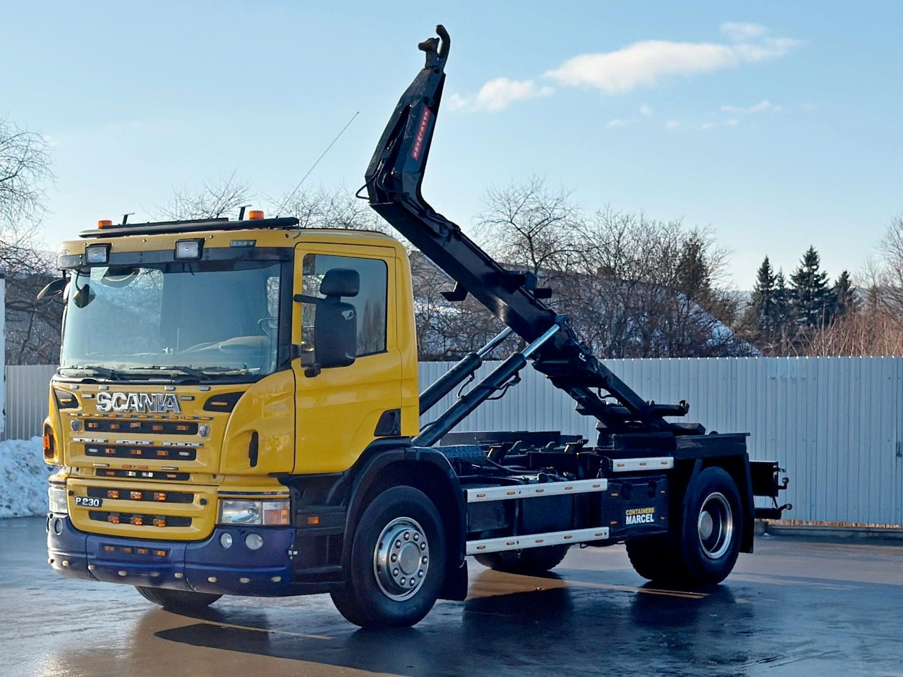 Scania P 230 Abrollkipper * 4x2 * Top Zustand ! - Hook lift truck: picture 2 Scania P 230 Abrollkipper * 4x2 * Top Zustand ! - Hook lift truck: picture 2