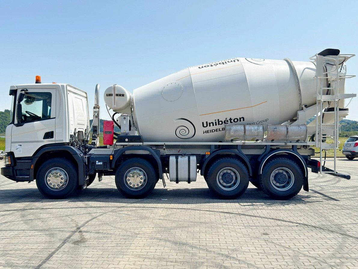 Scania P 410 XT * Betonmischer * 8x4 * TOPZUSTAND - Concrete mixer truck: picture 4 Scania P 410 XT * Betonmischer * 8x4 * TOPZUSTAND - Concrete mixer truck: picture 4