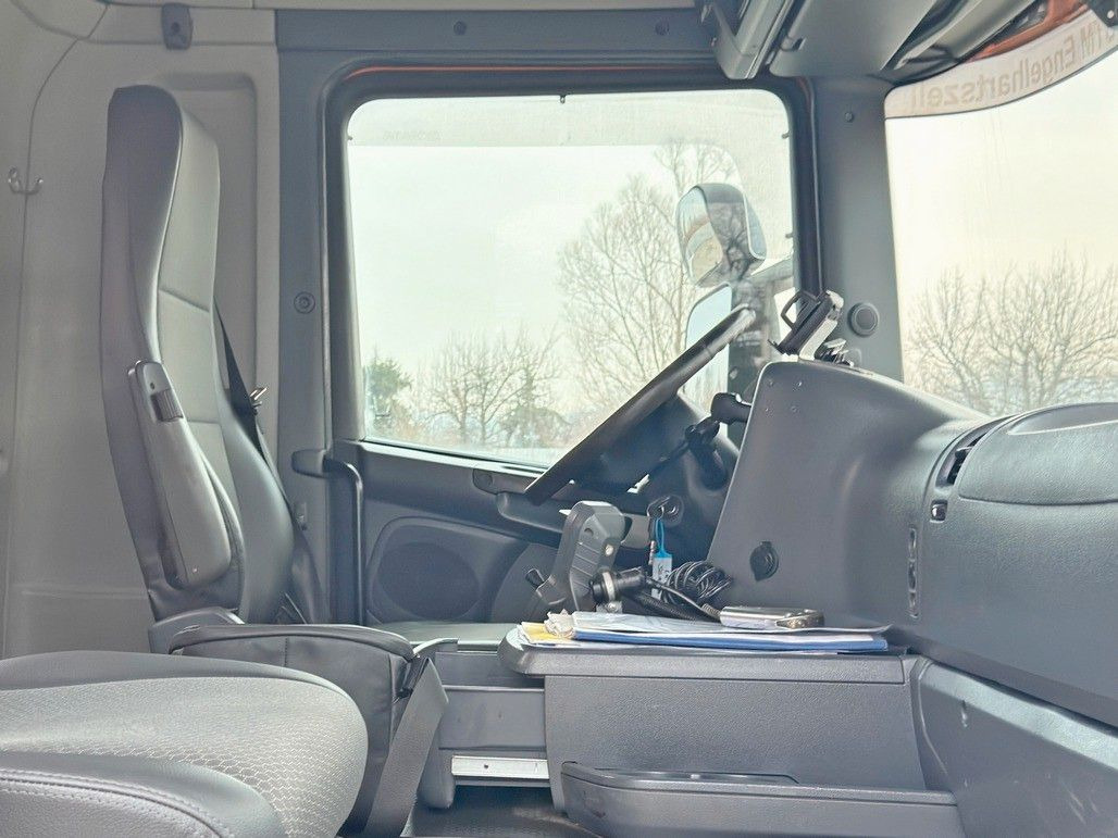 Leasing of Scania R 420 KIPPER 4,15 m * PK 11002/FUNK * sandblaste Scania R 420 KIPPER 4,15 m * PK 11002/FUNK * sandblaste: picture 13 Leasing of Scania R 420 KIPPER 4,15 m * PK 11002/FUNK * sandblaste Scania R 420 KIPPER 4,15 m * PK 11002/FUNK * sandblaste: picture 13