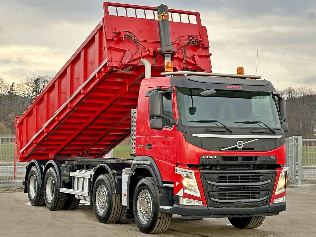 Volvo FM 370 Kipper 6,20 m + BORDMATIC / 8x4 - Tipper, Crane truck: picture 3 Volvo FM 370 Kipper 6,20 m + BORDMATIC / 8x4 - Tipper, Crane truck: picture 3