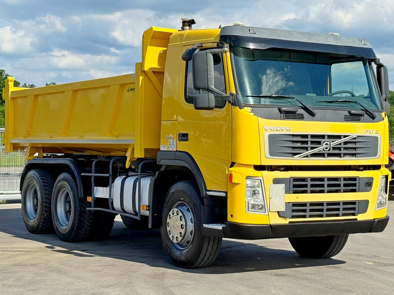 Volvo FM 370 Kipper 6,20 m + BORDMATIC / 8x4 Volvo FM 12 340 Kipper 5,05 m + BORDMATIC / 6x4 - Tipper, Crane truck: picture 4 Volvo FM 370 Kipper 6,20 m + BORDMATIC / 8x4 Volvo FM 12 340 Kipper 5,05 m + BORDMATIC / 6x4 - Tipper, Crane truck: picture 4