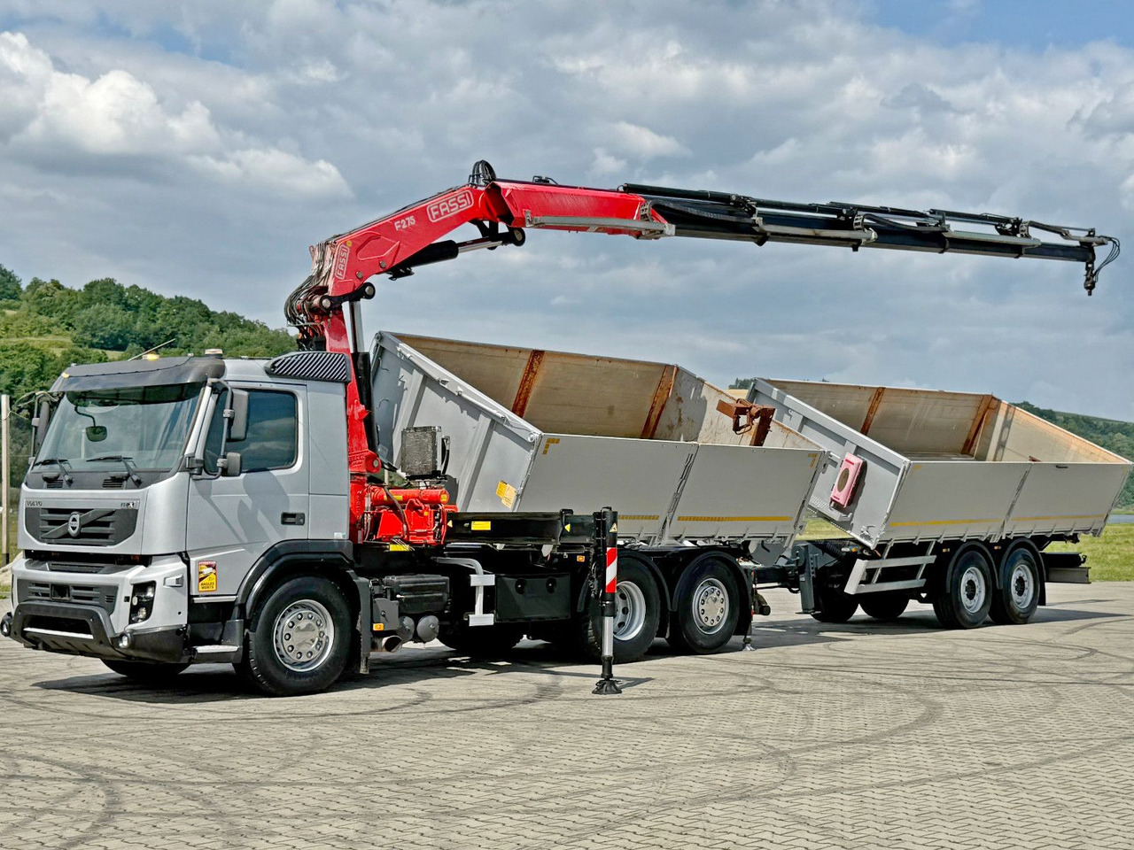 Volvo FMX 420* FASSI F275.2.25 + FUNK + Anhänger / TOP - Tipper, Crane truck: picture 3 Volvo FMX 420* FASSI F275.2.25 + FUNK + Anhänger / TOP - Tipper, Crane truck: picture 3
