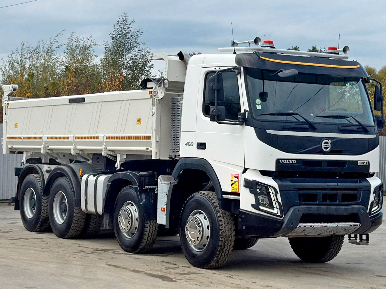 Volvo FMX 460 Kipper * BORDMATIC * 8x4 * TOPZUSTAND - Tipper: picture 5 Volvo FMX 460 Kipper * BORDMATIC * 8x4 * TOPZUSTAND - Tipper: picture 5